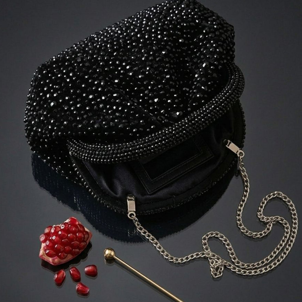 CRYSTAL EVENING BAG IN BLACK