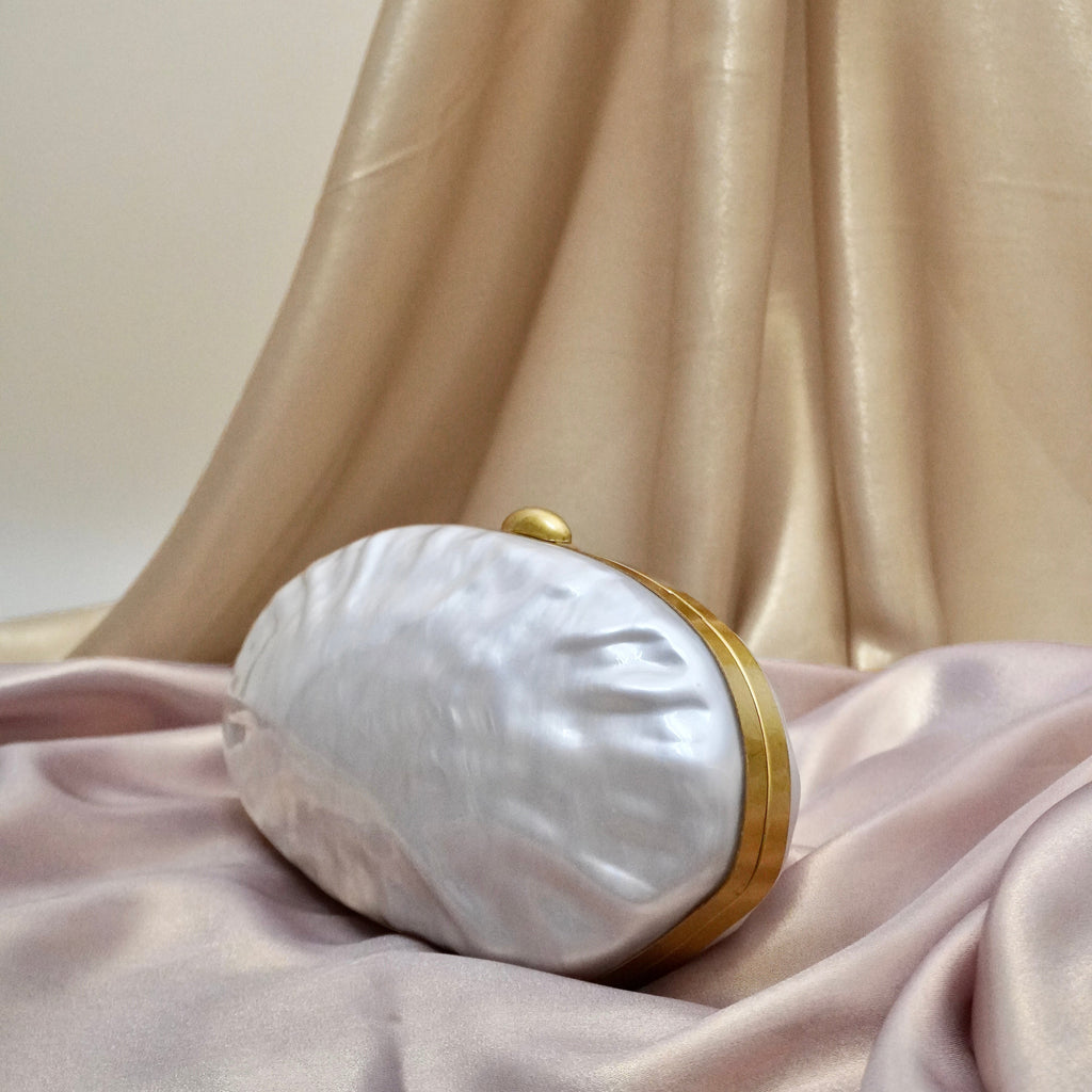 Aurora Shell Acrylic Clutch Ivory With Detachable Sling