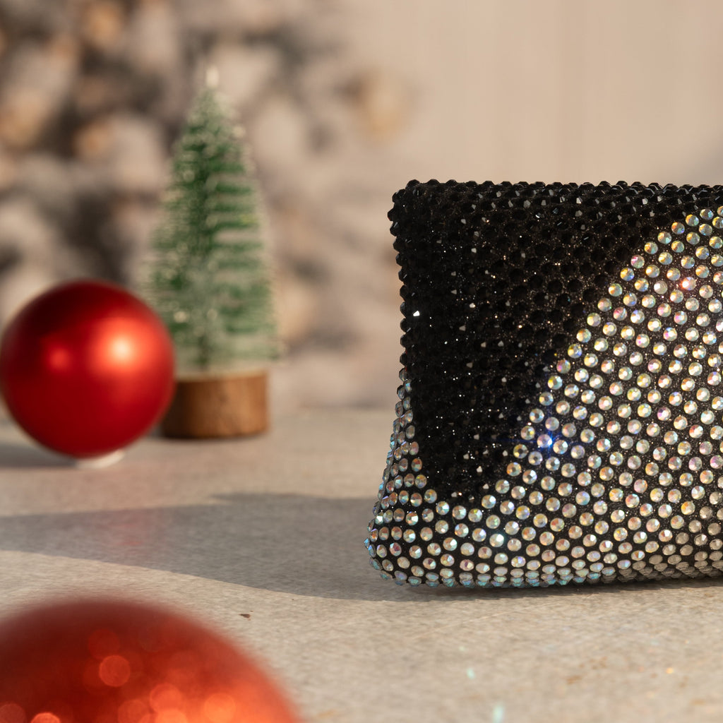 Crystal Ripple Clutch Black