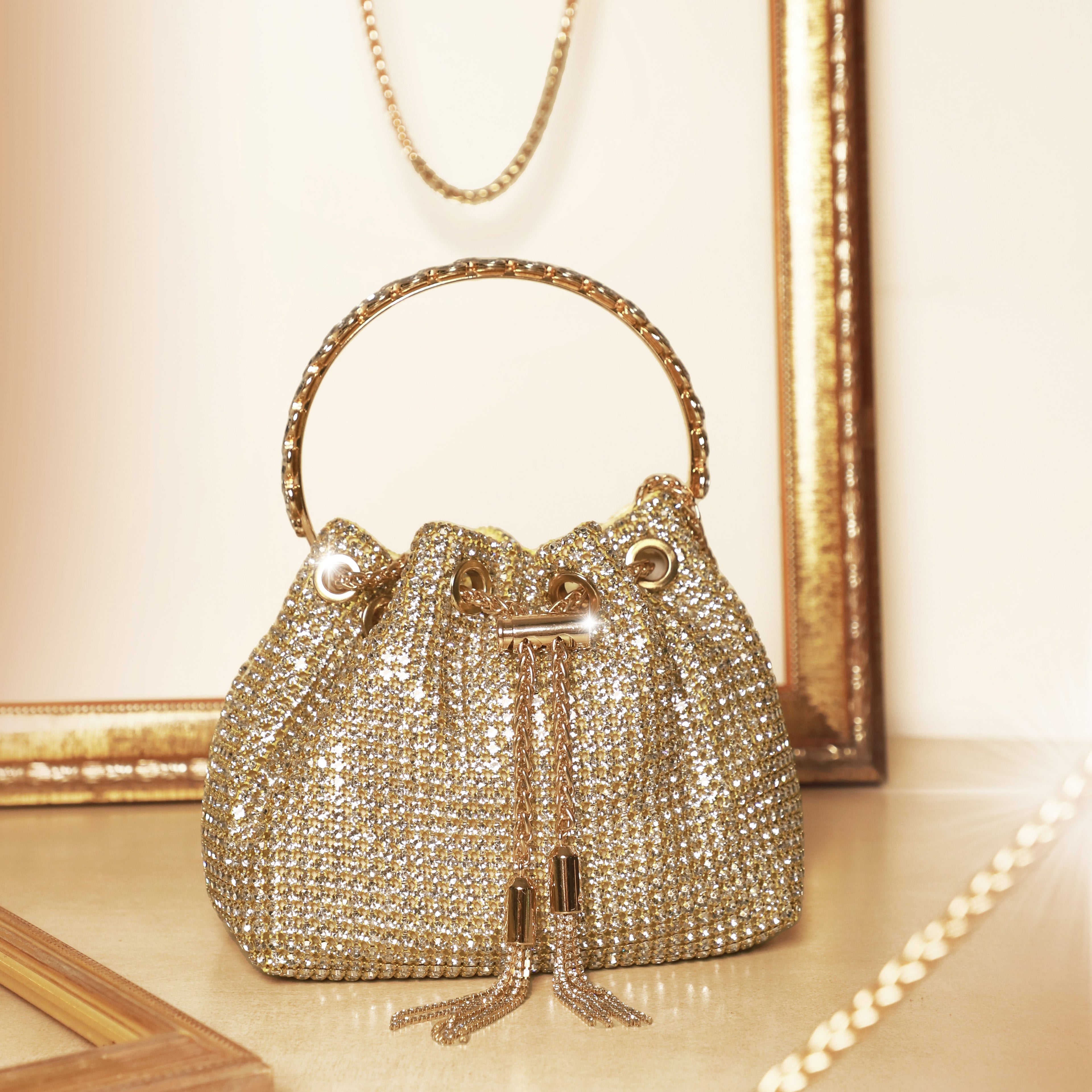 Golden Éclat Bucket Bag