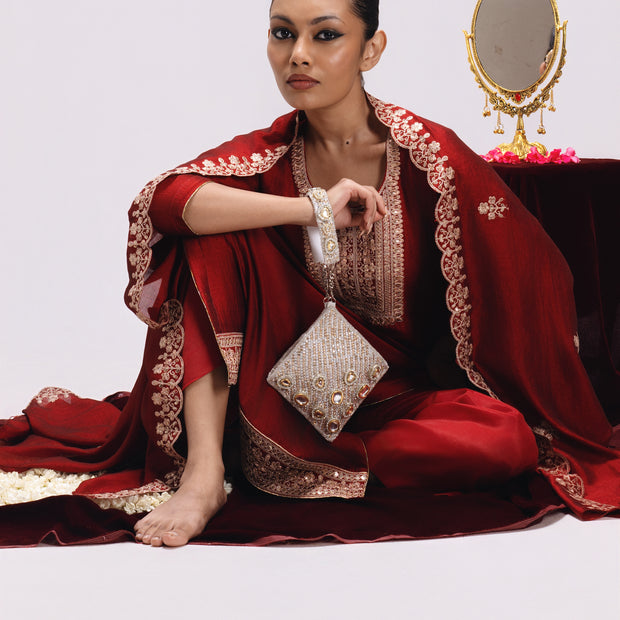 Kundan Wristlet Potli